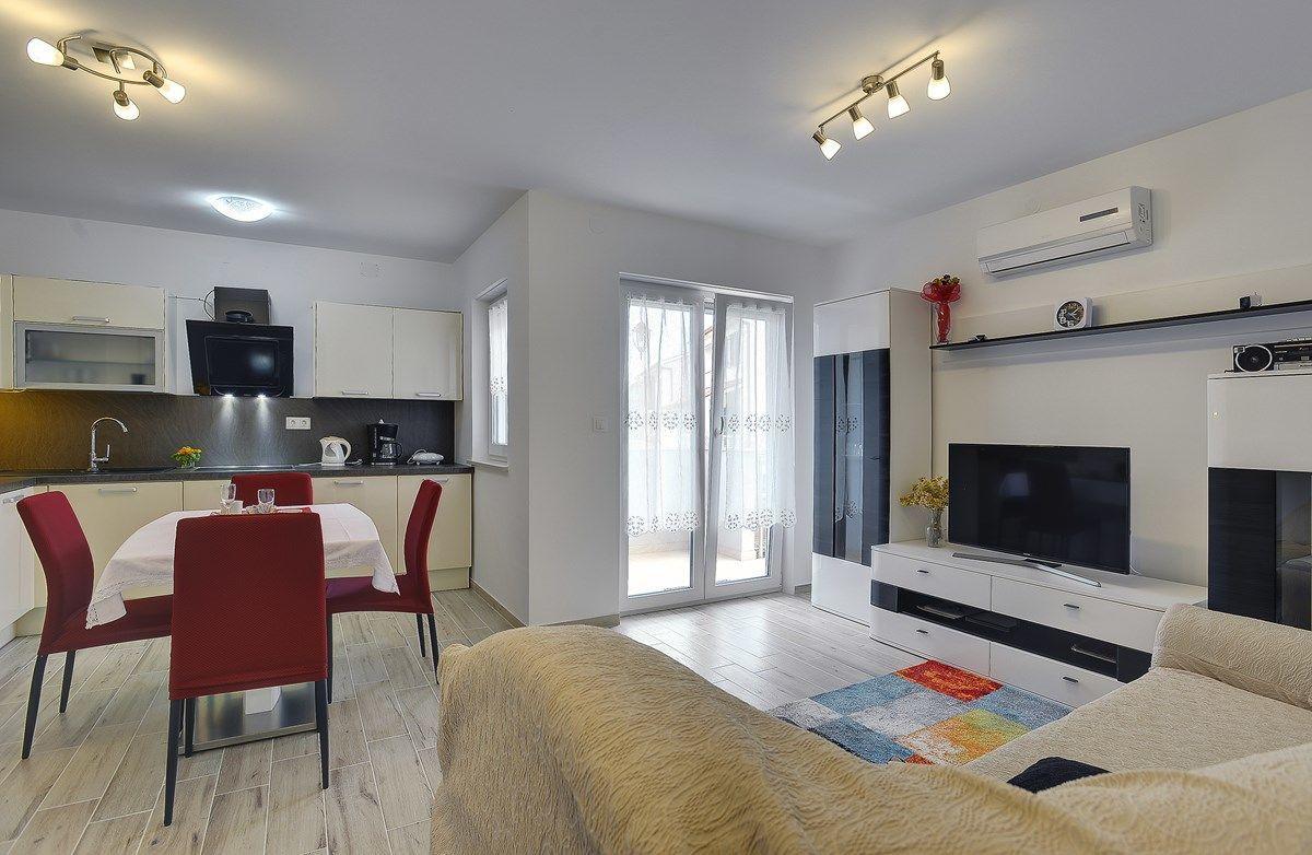 Apartments Elviana Pula Dış mekan fotoğraf